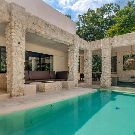 Villa Aktun